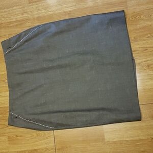 Worth gray wool/silk blend skirt sz 6